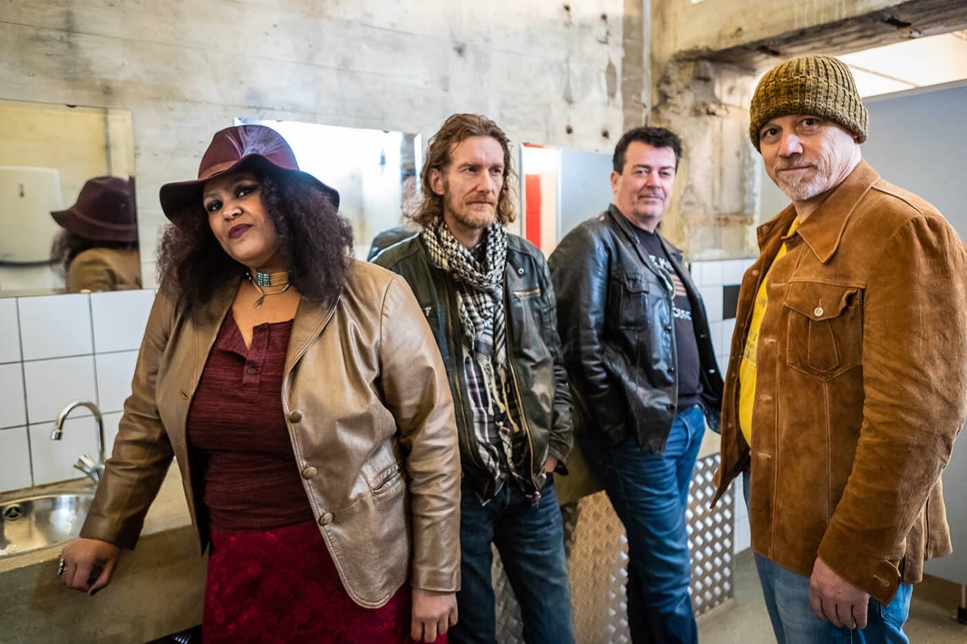 Johnny Clark and the Outlaws and DeDe Priest
