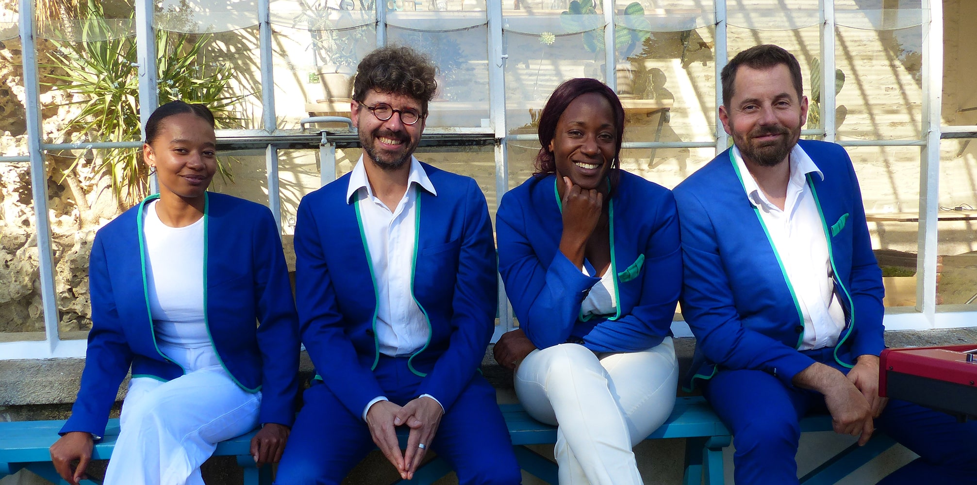 Ebony Roots-band-(c)RougesCollines